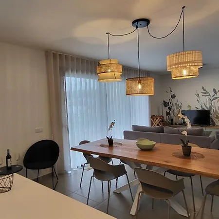 Lägenhet Silver Coast Luxe With 3 Bedrooms, 2 Bathrooms And A Beautiful View On The Swimmingpool In A Cosy Coastvillage Between The Famous Surfplaces Peniche And Nazare Foz do Arelho